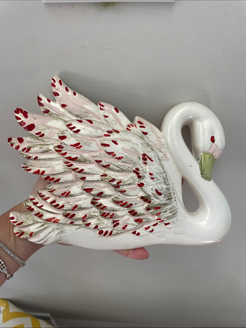 Vintage Chalkware Swan Wall Plaque cottagecore